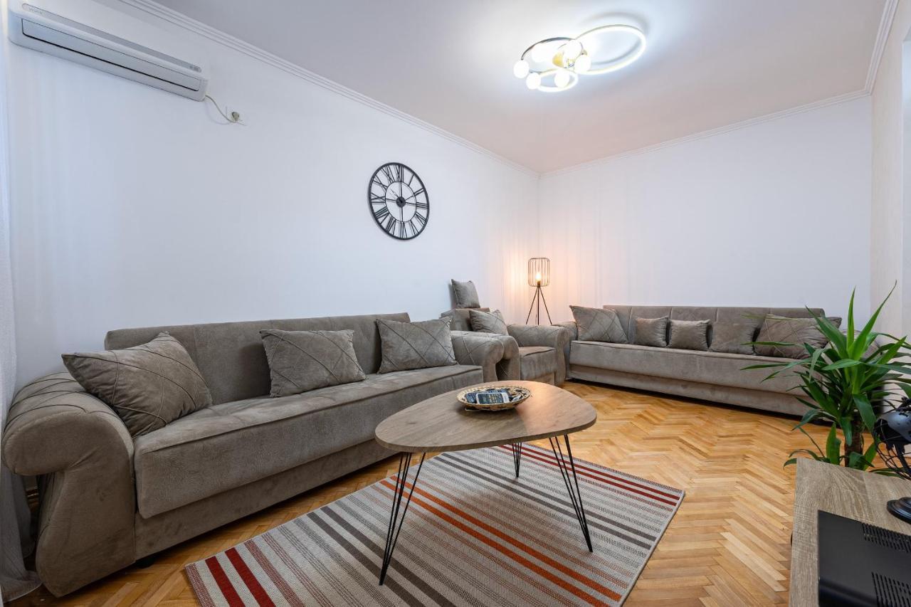 Clock Tower Lux Apartment Podgorica Eksteriør billede
