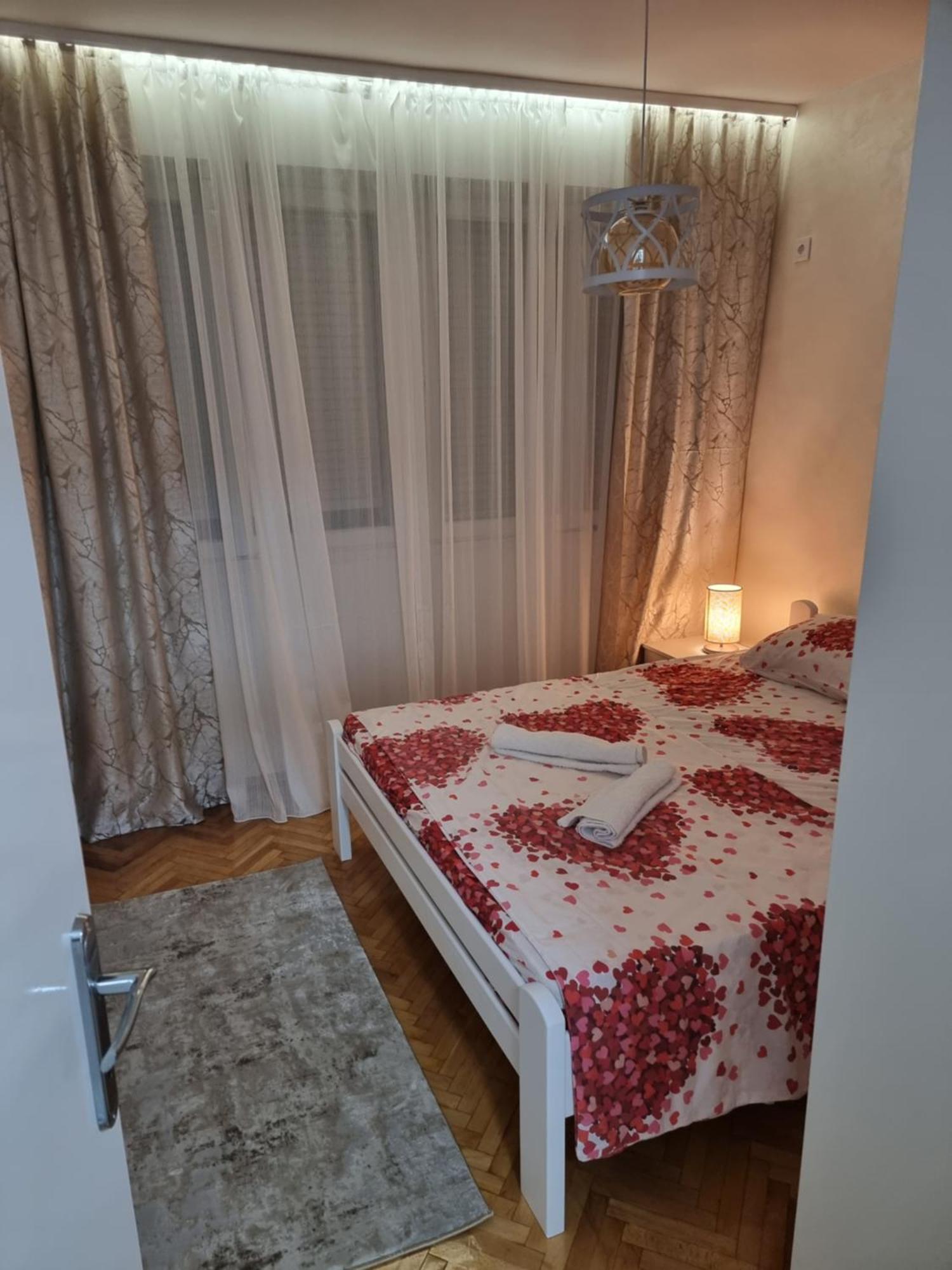 Clock Tower Lux Apartment Podgorica Eksteriør billede